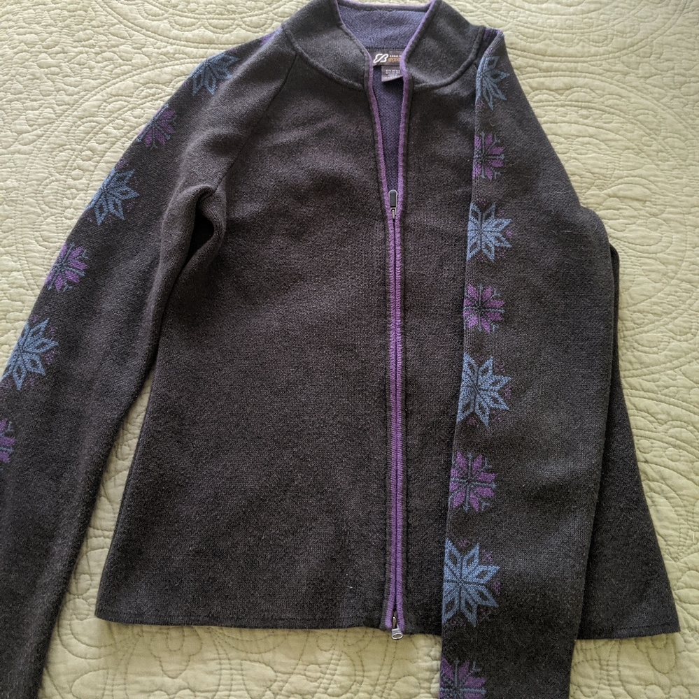 Eddie Bauer Sport Women's Size M Gray Purple Snowflake Zip Cardigan Sweater Coat